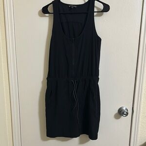 EUC Athleta Expedition Cinch Black Women's Dress